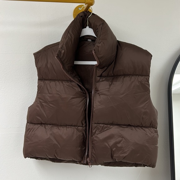 Brown Cropped Vest - Picture 2 of 3